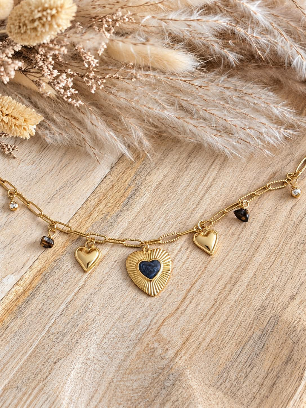 Collier cœurs et œil-de-tigre