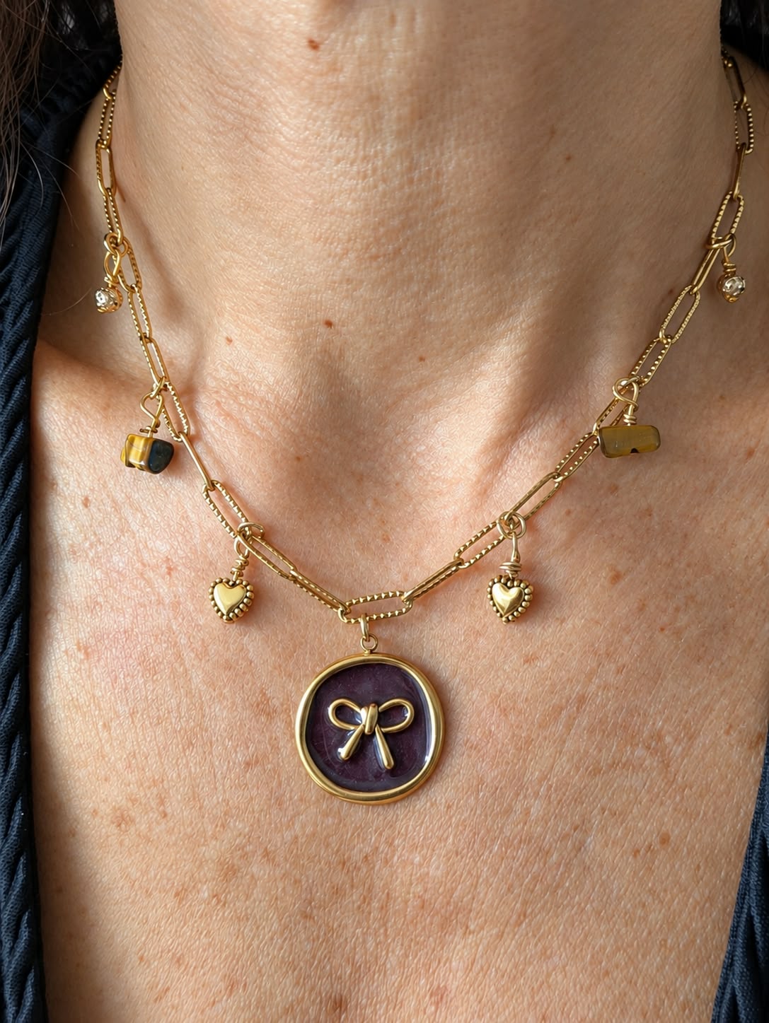 Collier nœud doré et œil-de-tigre