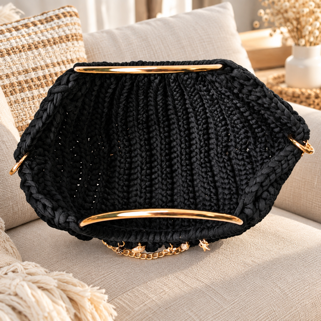 Petit sac bombé maille tee-shirt avec poignées dorées pampilles et chainette