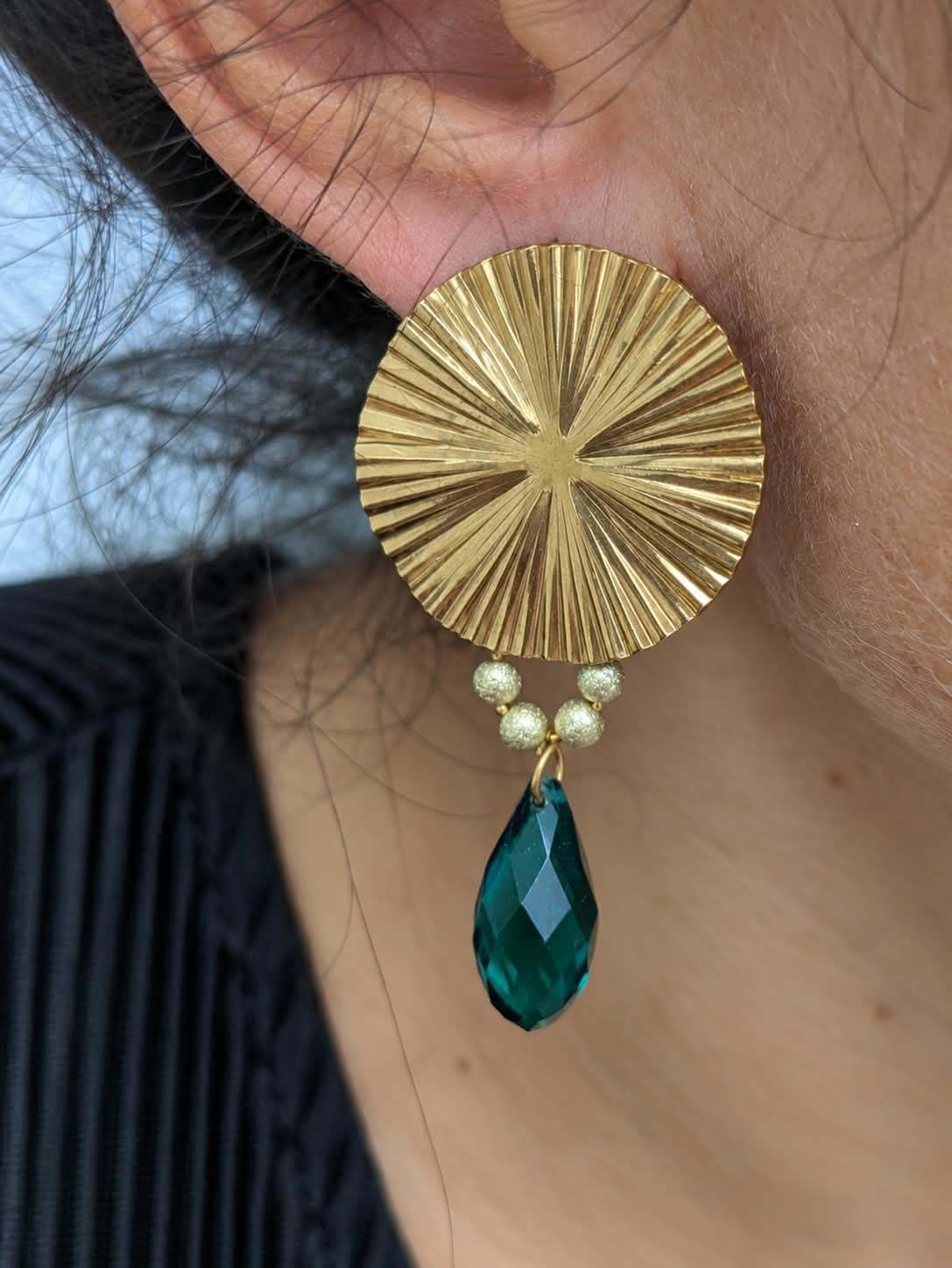 Boucles d’oreilles Soleil Doré et Goutte verte