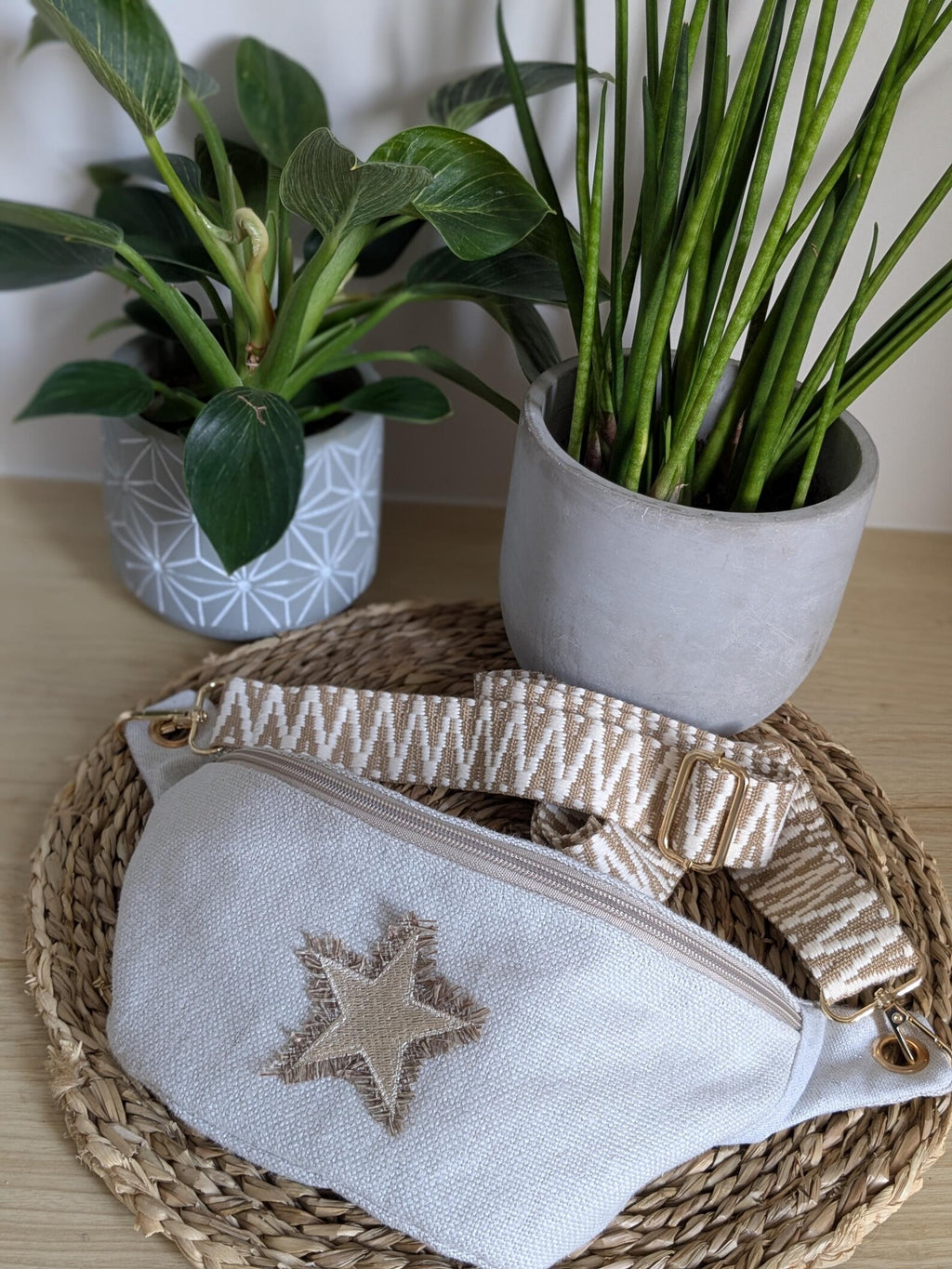 Sac banane bandoulière en lin avec large sangle