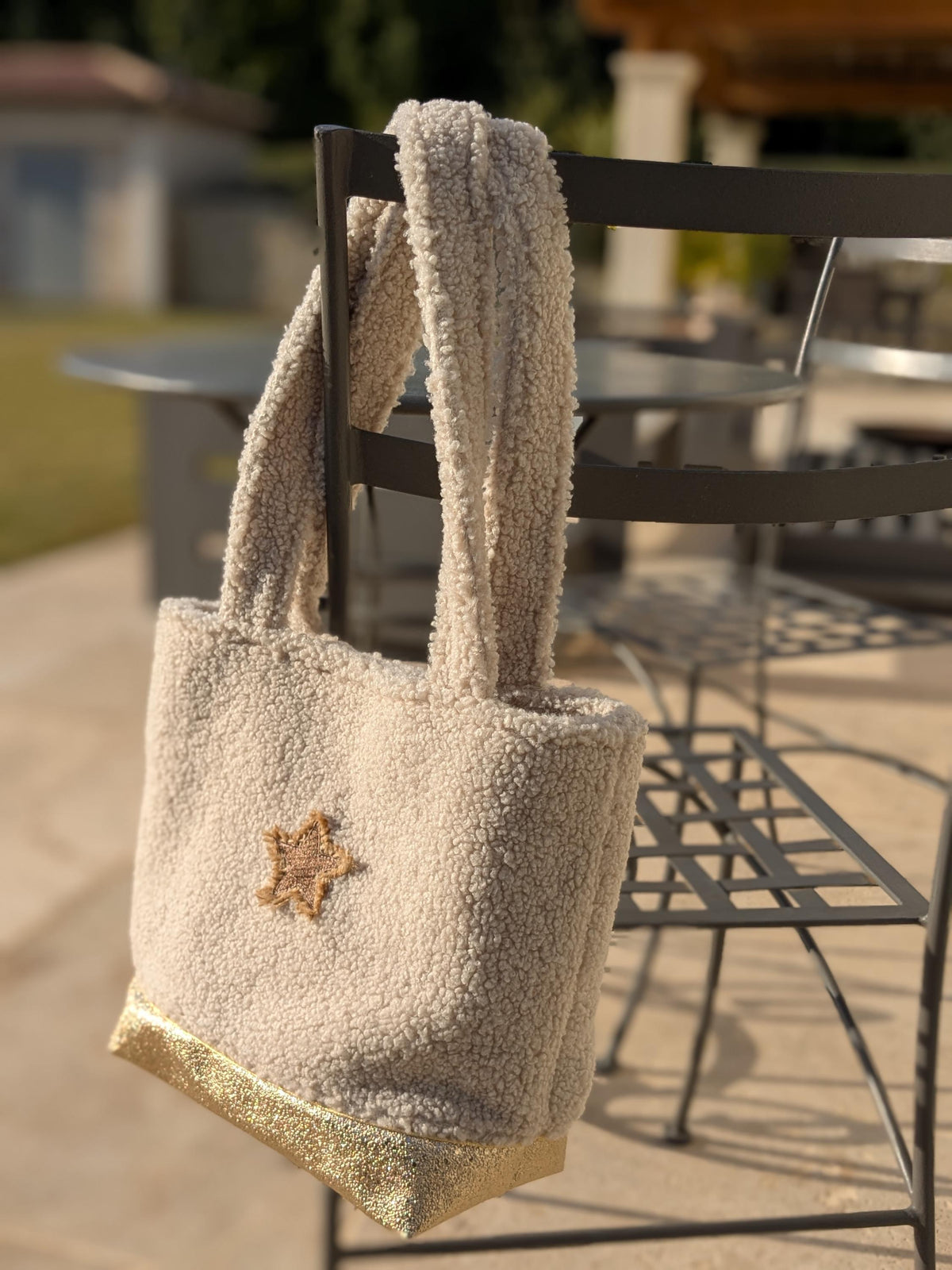 Sac cabas en Sherpa et simili or doublé avec poche intérieure
