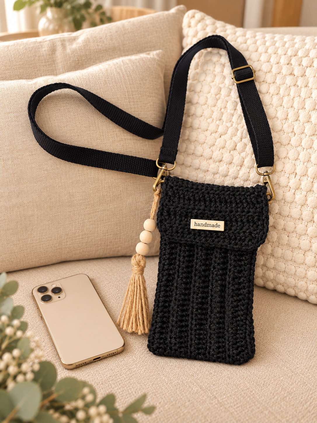 Pochette téléphone crochetée main en coton & sangle assortie