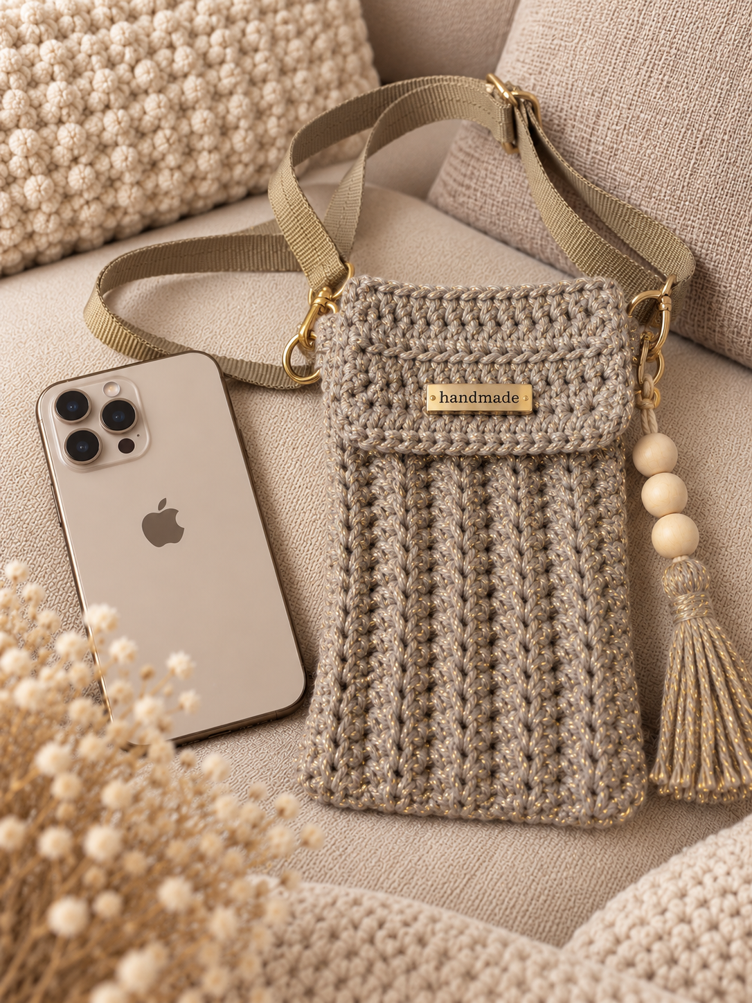 Pochette téléphone crochetée main en coton & sangle assortie