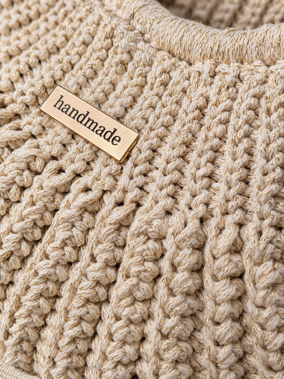 Sac coquille crocheté main avec anse bambou et sangle - Couleur beige irisé